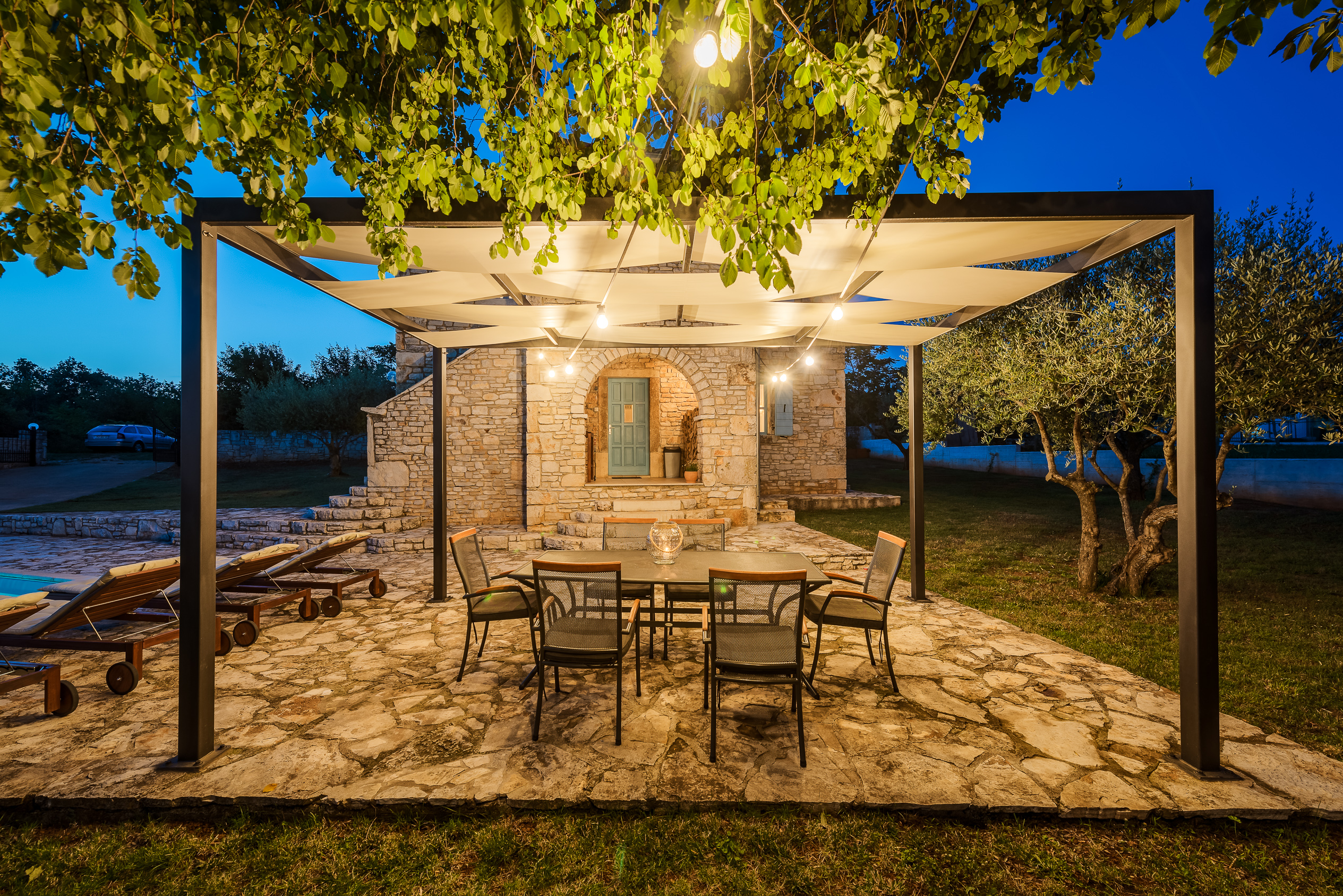 Villa Rovo outdoor dining area